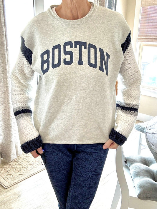 Boston Sweatshirt with Crochet Sleeves